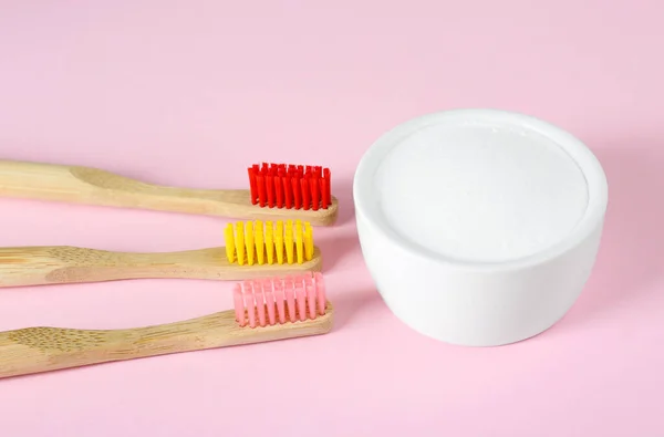 Bamboo Toothbrushes Bowl Baking Soda Pink Background — Stock Photo, Image