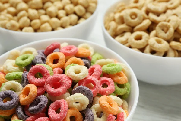 Diferentes Deliciosos Cereales Para Desayuno Cuencos Primer Plano — Foto de Stock