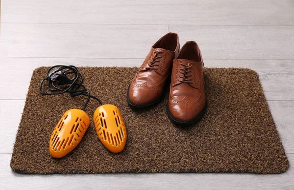 Shoes Electric Dryer Rug Indoors — Stock Photo, Image