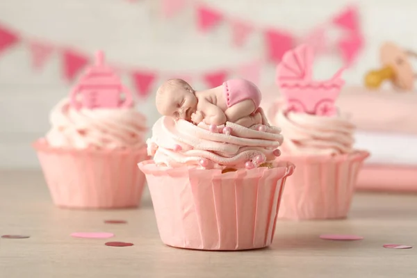 Cupcakes Ducha Bebé Bellamente Decorados Para Niña Con Crema Toppers — Foto de Stock