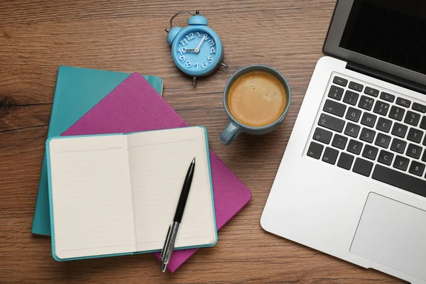 Modern Laptop Cup Coffee Office Stationery Wooden Table Flat Lay — ストック写真