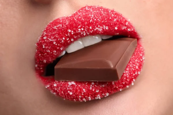 Closeup View Young Woman Beautiful Lips Covered Sugar Eating Chocolate — Foto de Stock