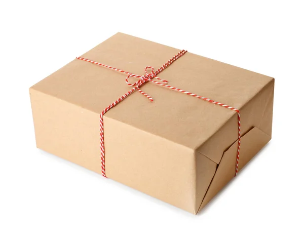Подарочная Коробка Завернутая Крафт Бумагу Бантом Изолированным Белом — стоковое фото