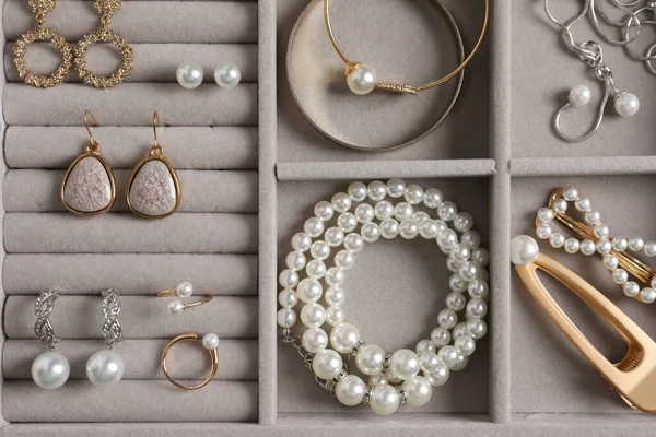 Boîte Avec Bijoux Perles Luxueux Vue Sur Dessus — Photo