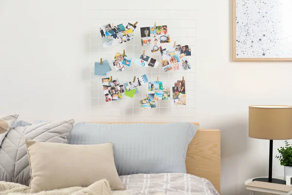 Stylish Room Interior Comfortable Bed Vision Board Wall — Foto de Stock