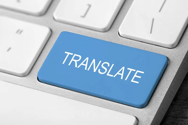 Blue Button Word Translate Computer Keyboard Closeup View — ストック写真