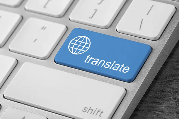 Μπλε Κουμπί Λέξη Μεταφραση Στο Πληκτρολόγιο Του Υπολογιστή Προβολή Closeup — Φωτογραφία Αρχείου