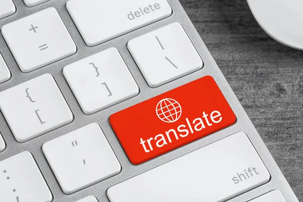 Botón Rojo Con Palabra Translate Teclado Del Ordenador Vista Primer —  Fotos de Stock