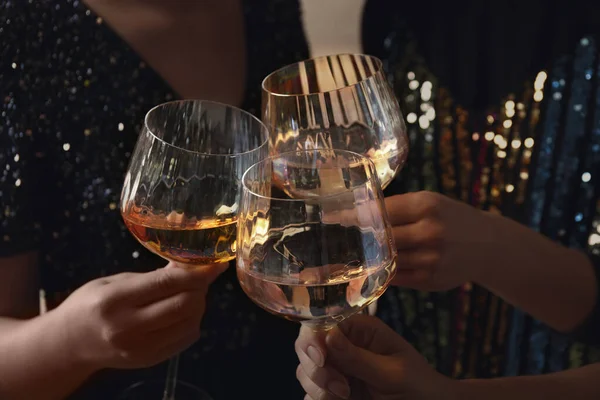 Women Clinking Glasses White Wine Closeup — Stock Photo, Image