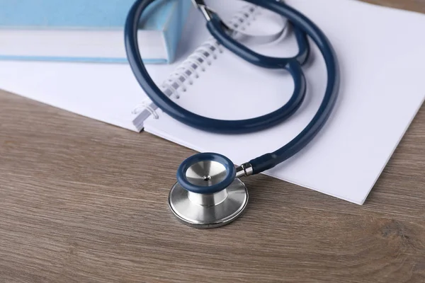 Book Stethoscope Notebook Wooden Table Closeup Medical Education — Foto de Stock