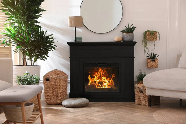 Stylish Living Room Interior Electric Fireplace Comfortable Sofa Beautiful Decor — 스톡 사진