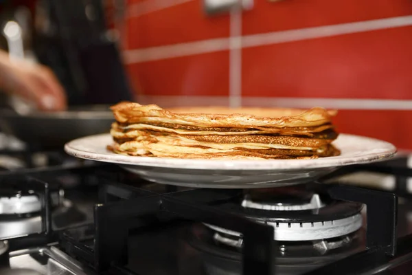 Plate Freshly Made Crepes Stove Kitchen Closeup — Stock Fotó