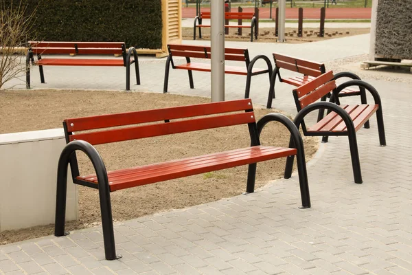 Molte Nuove Panchine Legno Nel Parco Cittadino — Foto Stock