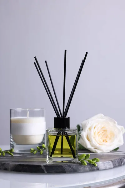 Composition Aromatic Reed Air Freshener Glass Table — Stock fotografie