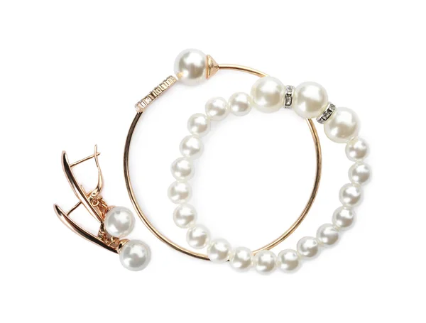 Different Elegant Jewelry Pearls White Background Top View — Φωτογραφία Αρχείου