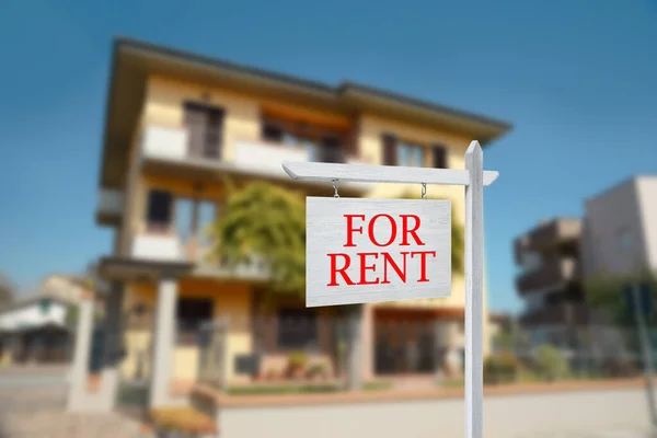 Sign Phrase Rent Blurred View Beautiful House — Stockfoto