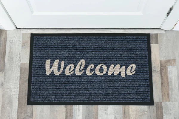 Χαλάκι Πόρτας Λέξη Welcome Κοντά Στην Είσοδο Πάνω Όψη — Φωτογραφία Αρχείου