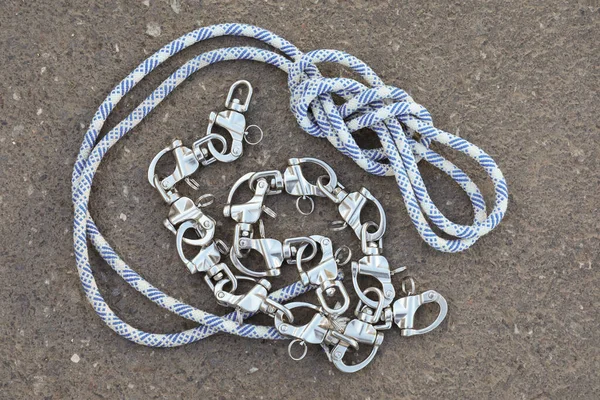 Climbing Rope Carabiners Asphalt Top View —  Fotos de Stock