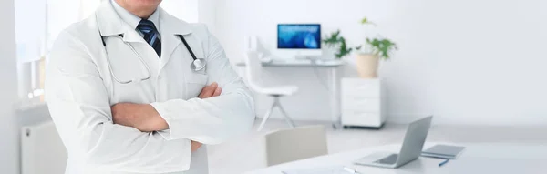 Doctor Uniform Het Werk Kliniek Ruimte Voor Tekst Banner Ontwerp — Stockfoto