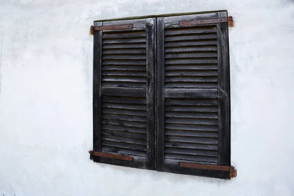 Window Old Wooden Shutters Concrete Wall — 스톡 사진