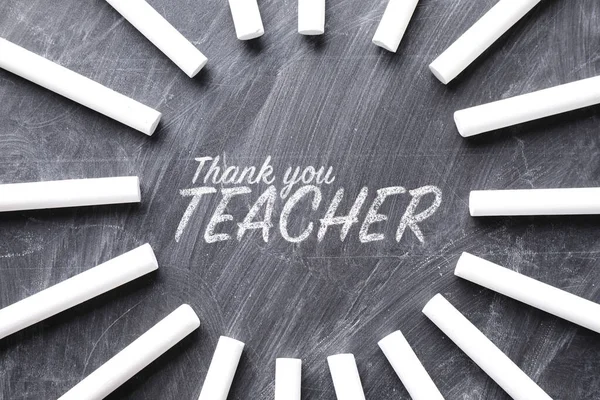 Phrase Thank You Teacher Written Blackboard Pieces Chalk Flat Lay — Stock fotografie