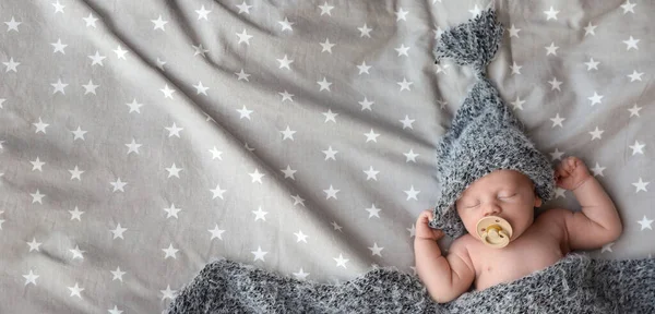 Cute Newborn Baby Warm Hat Sleeping Bed Top View Space — Zdjęcie stockowe
