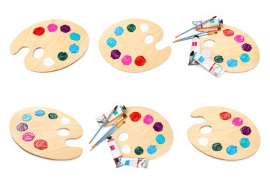 Beyaz arka planda boya ve fırçalı paletler, kolaj