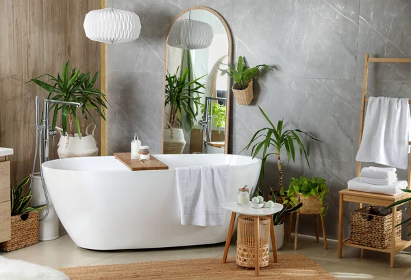 Modern White Tub Beautiful Green Houseplants Bathroom Interior Design — Stock Photo, Image