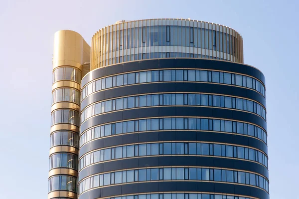 Hermosa Vista Del Edificio Moderno Día Soleado — Foto de Stock