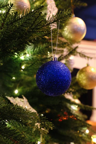 Beautiful Christmas Ball Hanging Fir Tree Branch Room Closeup — Φωτογραφία Αρχείου