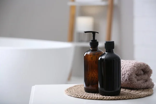 Bottles Bubble Bath Towel White Table Bathroom Space Text — Stock Photo, Image