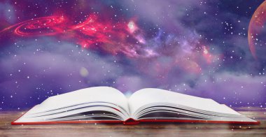 Parıltılı kaplamalı açık bir kitap ve arka planda güzel bir evren.
