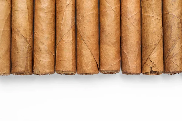 Många Dyra Cigarrer Vit Bakgrund Ovanifrån — Stockfoto