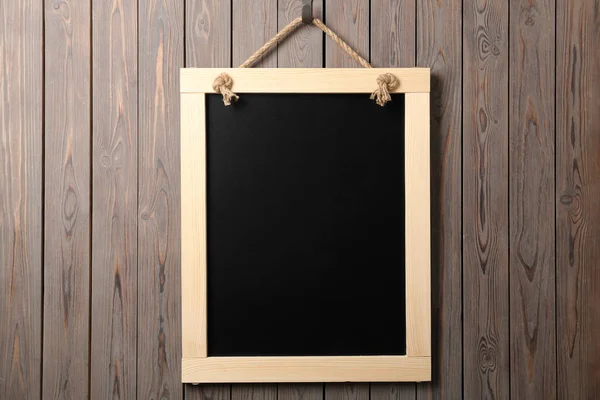 Clean Small Black Chalkboard Hanging Wooden Wall — Stock Photo, Image