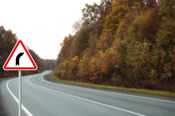Traffic Sign Bend Right Empty Asphalt Road Autumn — Stock Photo, Image