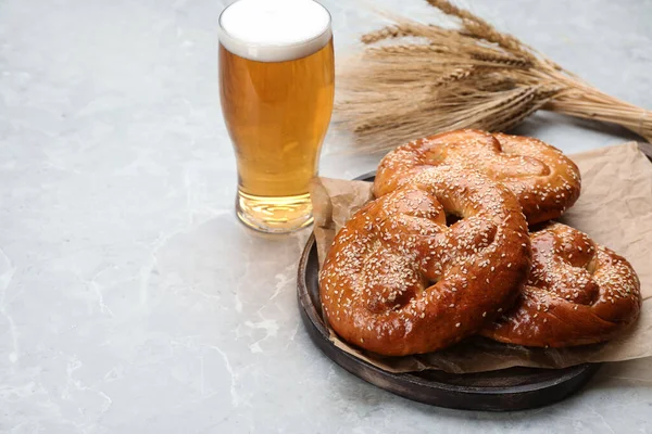 Tasty Pretzels Glass Beer Wheat Spikes Light Grey Table Space — Stock Photo, Image