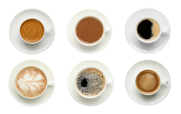 Set Met Kopjes Hete Aromatische Koffie Witte Achtergrond Bovenaanzicht — Stockfoto