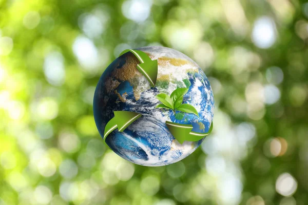 Ανακύκλωση Πλανήτη Πράσινα Βέλη Και Φύλλα Θολή Φόντο Εικονογράφηση — Φωτογραφία Αρχείου