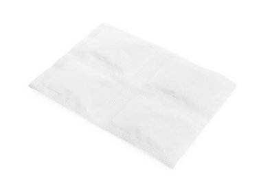 Hardal sıvası beyaza izole edilmiş. Alternatif tıp