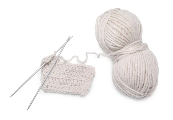 Soft Woolen Yarn Knitting Metal Needles White Background Top View — Stock Photo, Image