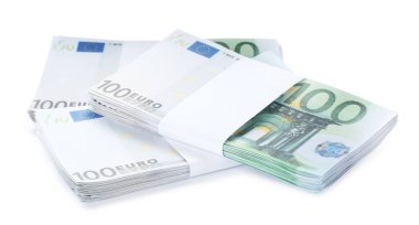 Avro banknotları beyaza izole edilmiş. Para ve finans