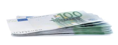 Avro banknotları beyaza izole edilmiş. Para ve finans