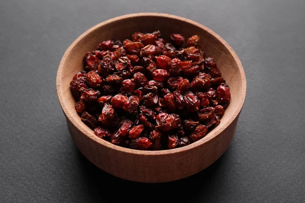 Dried Barberries Wooden Bowl Grey Background — Stock Photo, Image