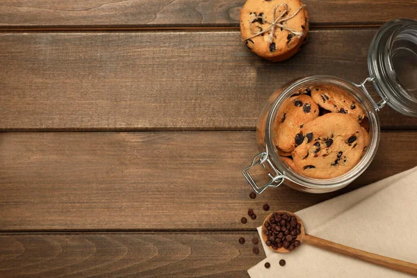 Flache Liegekomposition Mit Schokoladenkeksen Auf Holztisch Raum Für Text — Stockfoto