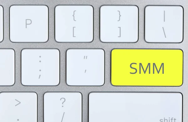 Gelbe Taste Mit Wort Smm Auf Berechneter Tastatur Ansicht Von — Stockfoto