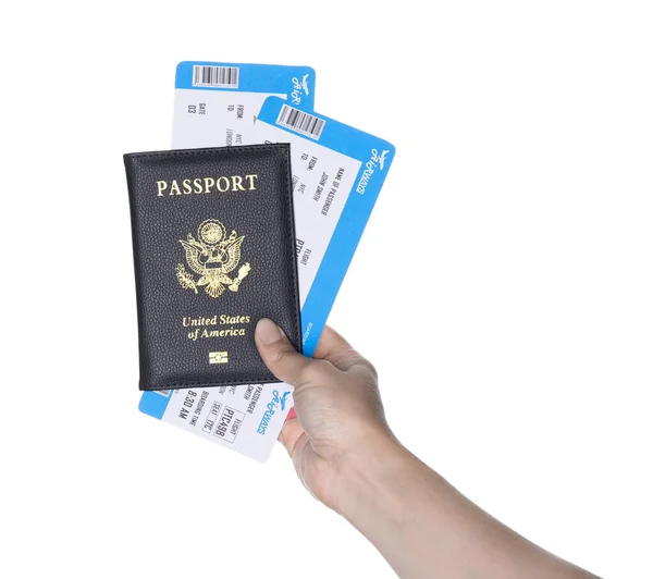 Жінка Тримає Паспорт Сполучених Штатів Квитками Ізольованими Білому Одязі — стокове фото
