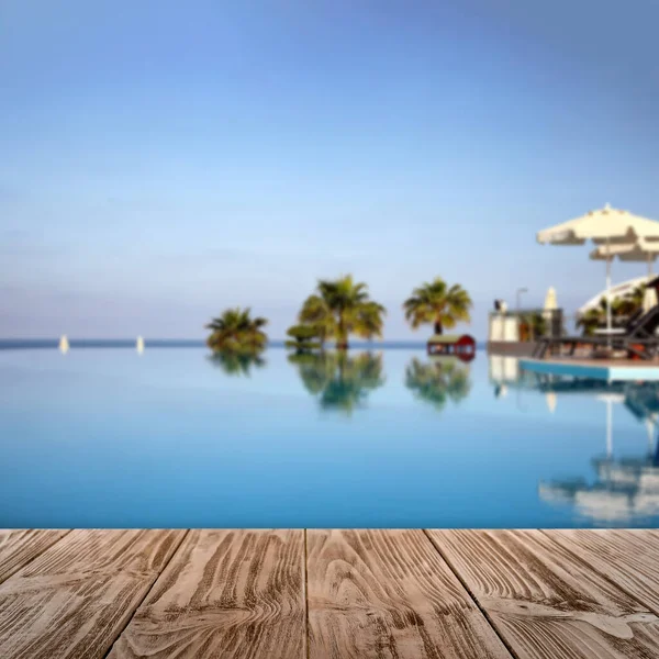 Empty Wooden Surface Outdoor Swimming Pool Clear Water Space Design — Stock Photo, Image