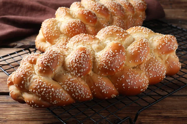 Homemade Braided Breads Sesame Seeds Wooden Table Closeup Challah Shabbat — Stock Photo, Image