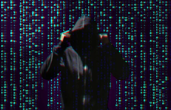 Silhouette Anonymer Hacker Und Digitaler Binärcode Auf Dunklem Hintergrund Konzept — Stockfoto