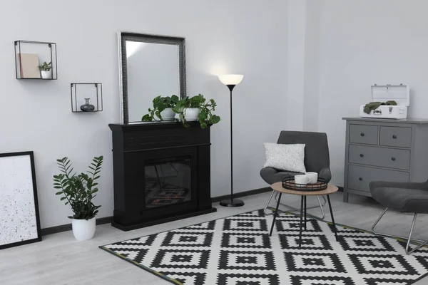 Stylish Living Room Interior Decorative Fireplace — Stockfoto